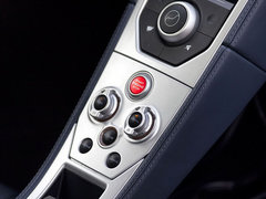 2013款 3.8T DCT 标准型