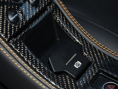 2013款 3.8T DCT 标准型