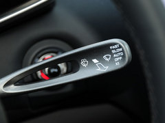 2013款 3.8T DCT 标准型