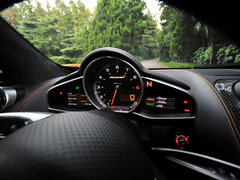 2013款 3.8T DCT 标准型