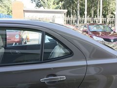 2012款 1.8L 自动 精英型
