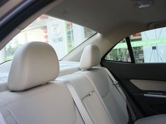 2012款 1.8L 自动 精英型