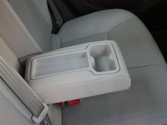 2012款 1.8L 自动 精英型
