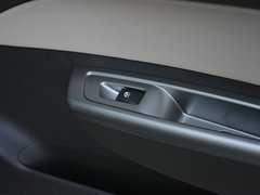 2012款 1.8L 自动 精英型