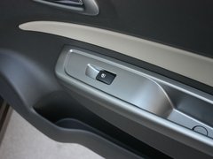 2012款 1.8L 自动 精英型