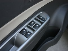 2012款 1.8L 自动 精英型