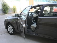 2012款 1.8L 自动 精英型