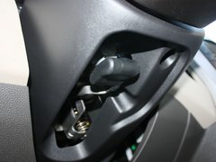 2012款 1.8L 自动 精英型