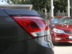 2012款 1.8L 自动 精英型