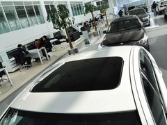2013款 525Li 2.0T 领先型