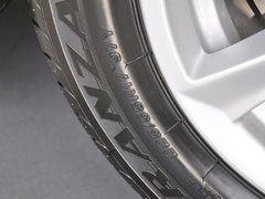 2013款 525Li 2.0T 领先型