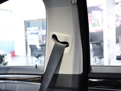 2013款 525Li 2.0T 领先型