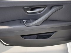 2013款 525Li 2.0T 领先型