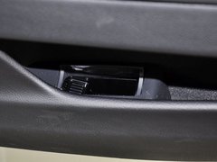 2013款 525Li 2.0T 领先型