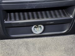 2013款 525Li 2.0T 领先型