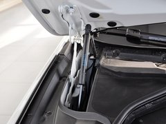 2013款 525Li 2.0T 领先型