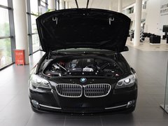 2013款 530Li 3.0L 领先型