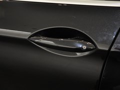 2013款 530Li 3.0L 领先型