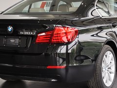 2013款 530Li 3.0L 领先型