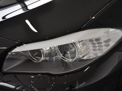 2013款 530Li 3.0L 领先型
