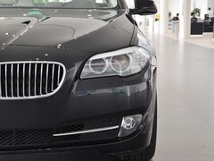 2013款 530Li 3.0L 领先型