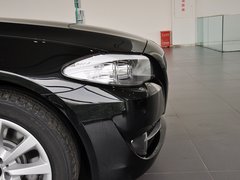2013款 530Li 3.0L 领先型