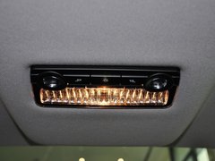 2013款 530Li 3.0L 领先型