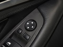 2013款 530Li 3.0L 领先型