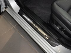 2013款 530Li 3.0L 领先型