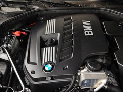 2013款 530Li 3.0L 领先型