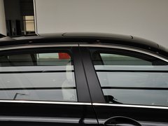 2013款 530Li 3.0L 领先型
