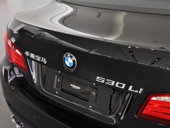 2013款 530Li 3.0L 领先型