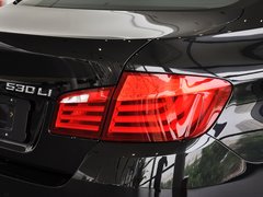 2013款 530Li 3.0L 领先型