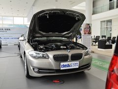 2013款 530Li 3.0L 领先型