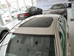 2013款 530Li 3.0L 领先型