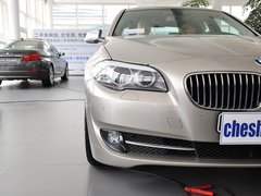 2013款 530Li 3.0L 领先型