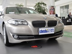 2013款 530Li 3.0L 领先型