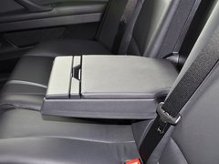 2013款 530Li 3.0L 领先型