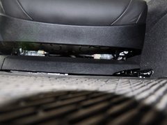 2013款 530Li 3.0L 领先型