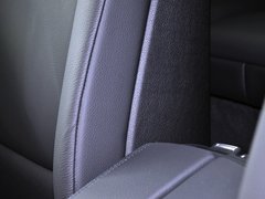 2013款 530Li 3.0L 领先型