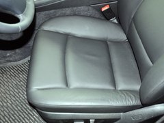 2013款 530Li 3.0L 领先型