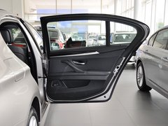 2013款 530Li 3.0L 领先型