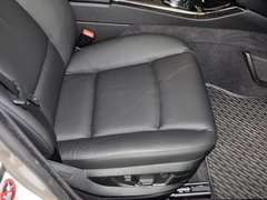 2013款 530Li 3.0L 领先型