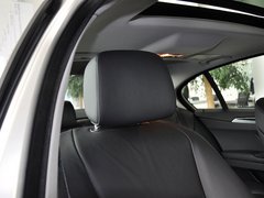 2013款 530Li 3.0L 领先型
