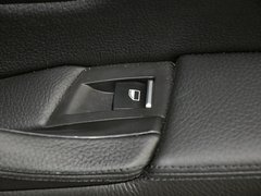 2013款 530Li 3.0L 领先型