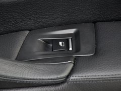 2013款 530Li 3.0L 领先型