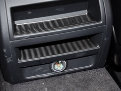2013款 530Li 3.0L 领先型