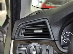 2013款 530Li 3.0L 领先型