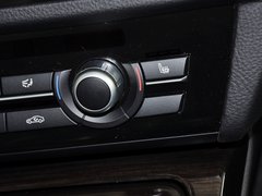 2013款 530Li 3.0L 领先型