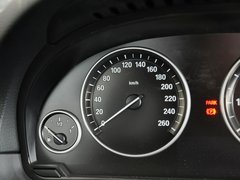 2013款 530Li 3.0L 领先型